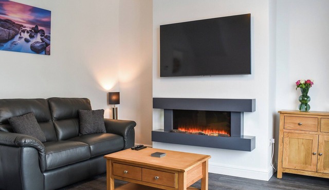 3 bedroom accommodation in St Annes