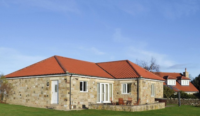 3 bedroom accommodation in Bamburgh
