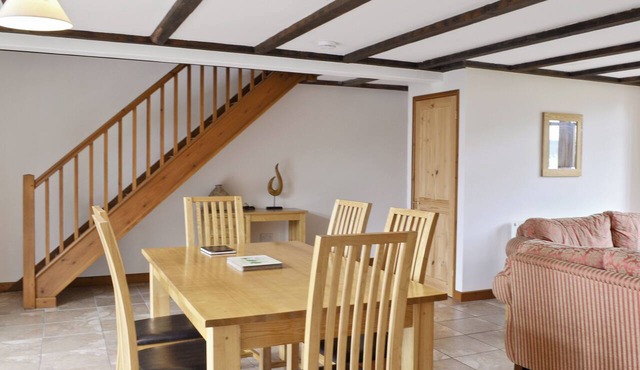 3 bedroom accommodation in Catfield