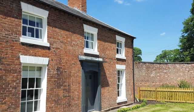 3 bedroom accommodation in Brewood, near Wolverhampton