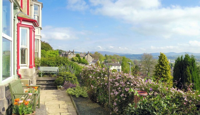 3 bedroom accommodation in Kendal