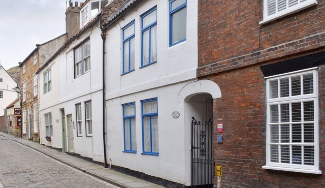 3 bedroom accommodation in Whitby