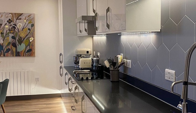 3-bedroom apartment in brilliant Watford with WiFi