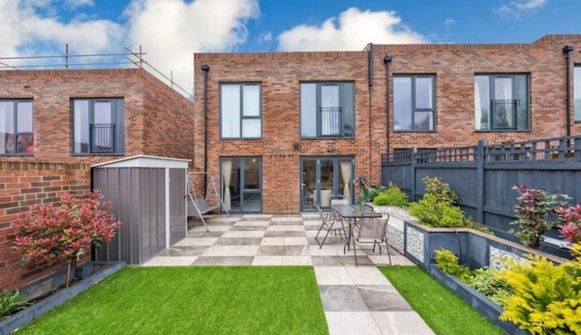 3 bedroom house in Bricket wood, St Alban