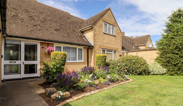 3 GRANBROOK LANE, romantic in Mickleton, Gloucestershire