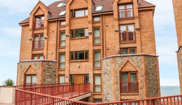 37 Ocean Park, Westward Ho!