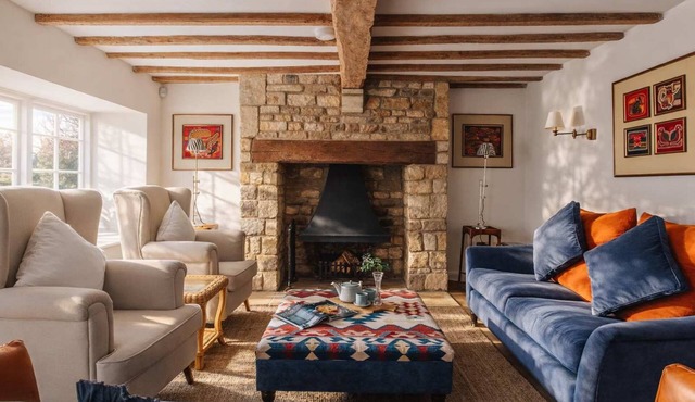 4-Bed Cotswolds Getaway Perfect for Families