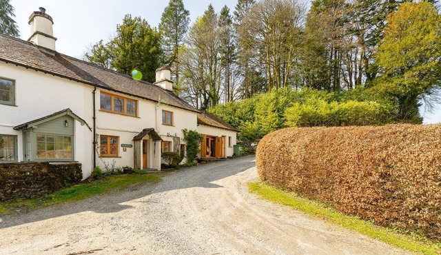 4 Bed in Hawkshead (oc-lr116)