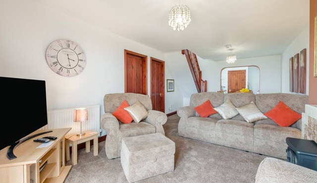 4 Bed in Port Mulgrave (oc-wa302)