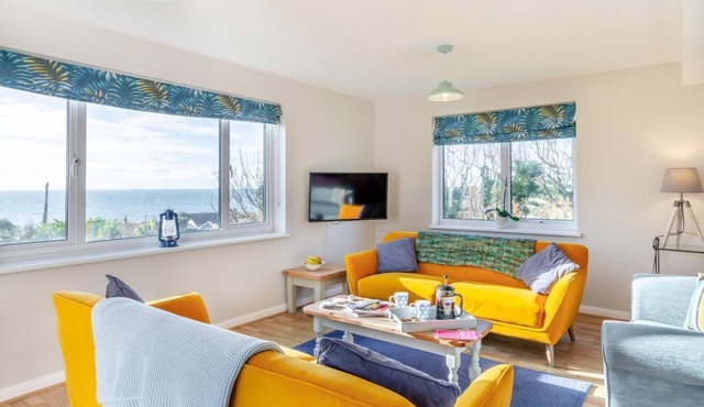 4 Bed in West Bexington (oc-s28233)