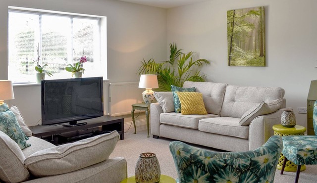 4 bedroom accommodation in West Parley, near Bournemouth