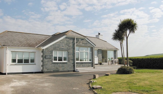 4 bedroom accommodation in Port Gaverne, near Port Isaac