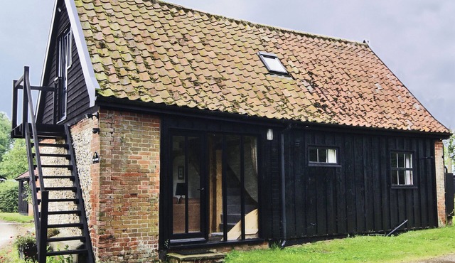 4 bedroom accommodation in Saxtead, near Framlingham