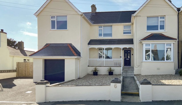 4 bedroom accommodation in Newquay