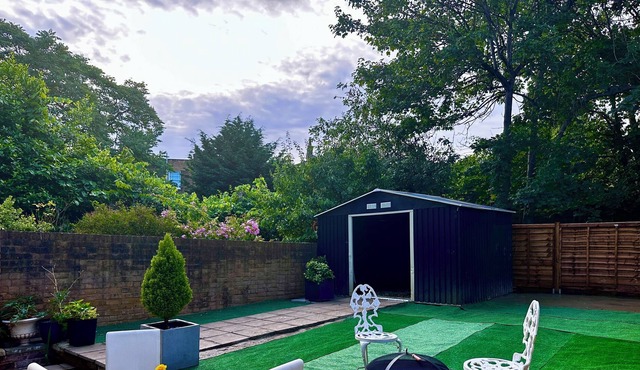 4 bedroom flat in Camden Town