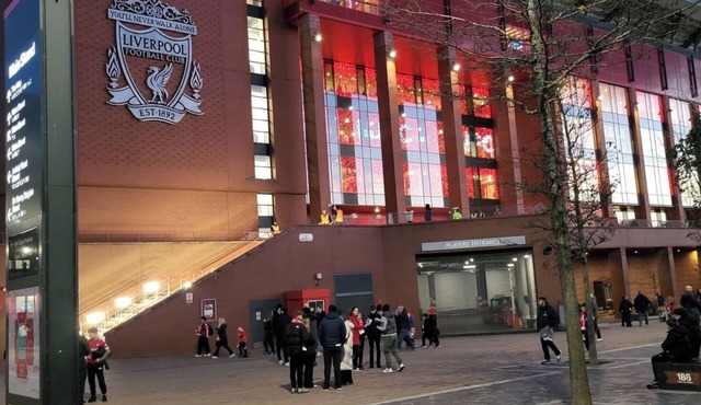 4 bedroom house with a 5 minute walk to Anfield, home of Liverpool F.C.