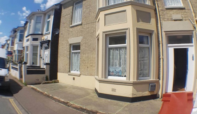 4 Berth, Ground Floor Flat, Glen Villa 1