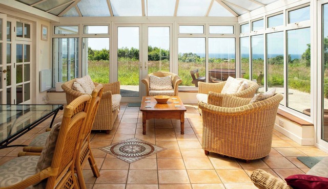 4 Spacious Cornish Cottages near Bude - Sleeps 25