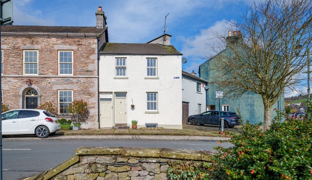 40 The Gill - Ulverston Town Centre - Dog-friendly