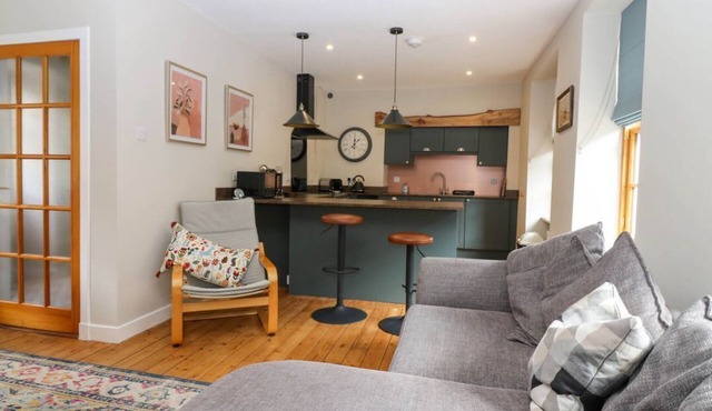 49 Castlegate, Jedburgh 2 bed