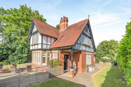 5 Bed in Belper oc-b29775