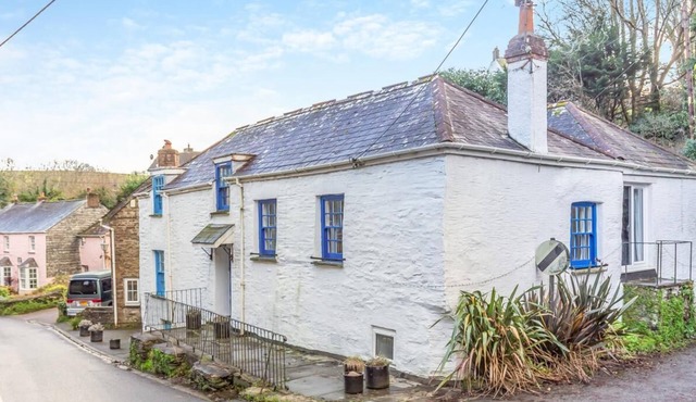 5 Bed in Little Petherick (oc-melynw)