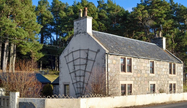 5 bedroom accommodation in Duthil, near Aviemore
