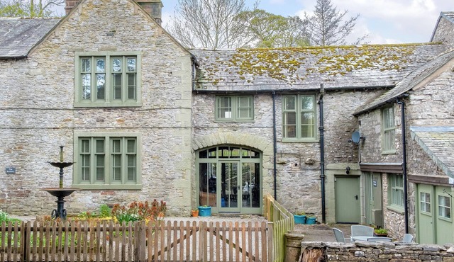 5 bedroom accommodation in Shap, near Penrith