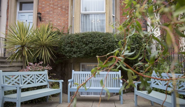 6 ABBEY TERRACE, family friendly, character holiday cottage in Whitby