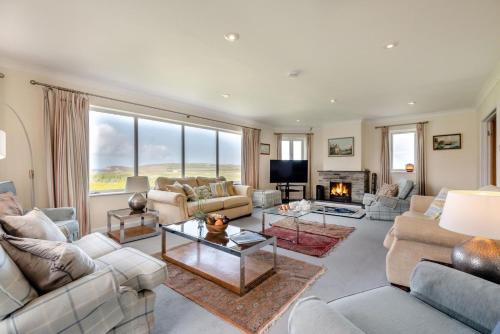 6 Bed in Padstow oc-p00006