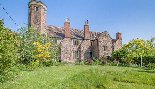 6 Bed in Portishead (oc-m32094)