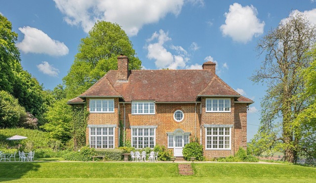 6 bedroom accommodation in Sidbury, near Sidmouth