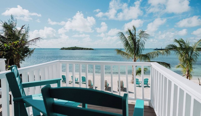 #6 - Guana Beach Inn @sunset beach, Guana Cay