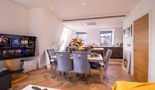 70 Wow Bayswater Maysa