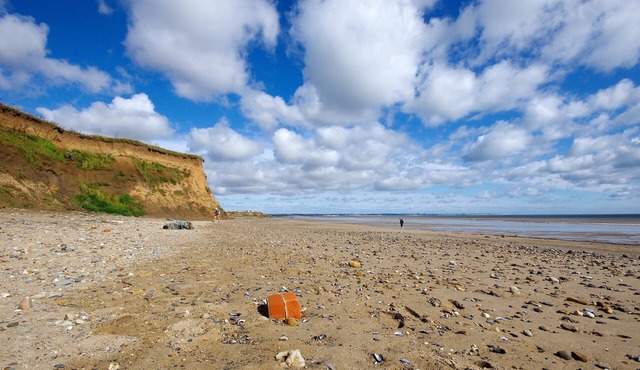 8 berth caravan with decking and full seaviews! Ref 62021A