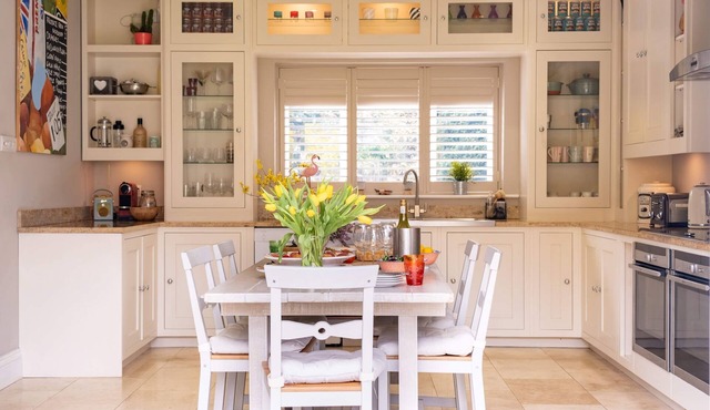 A bright & cheery home perfect forest-filled adventures.