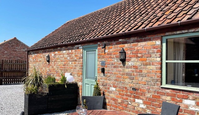 A delightful single storey cottage located on a shared courtyard