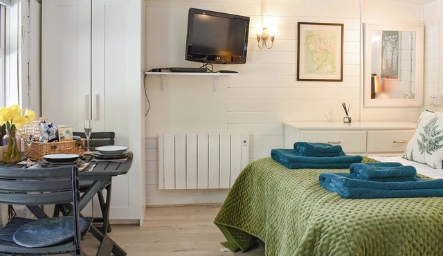 A lovely, romantic, cosy and intimate lodge.