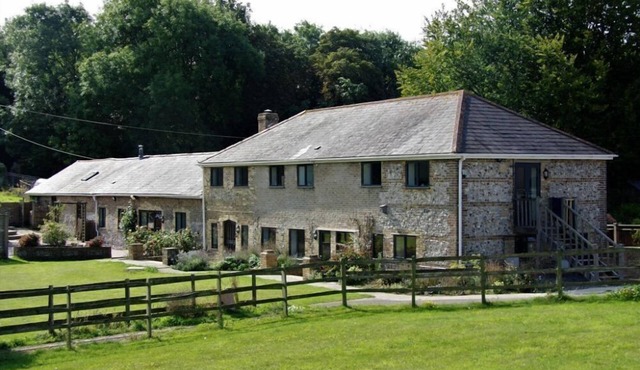 A wonderful luxurious large family home sleeping 12 with a huge garden and a swimming pool