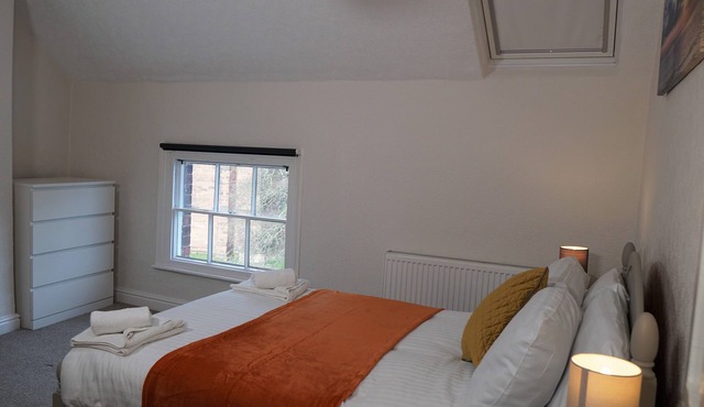 Abbey Foregate - House