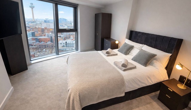 Albert Dock Luxury Penthouse – Walk to Liverpool ONE