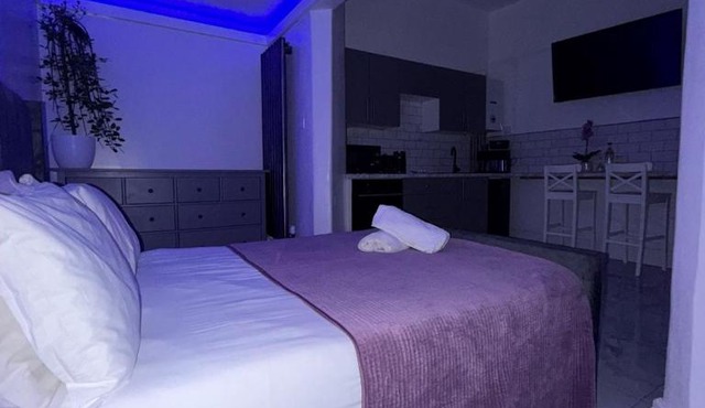 Alexander's luxury rooms all en-suite, spa bath