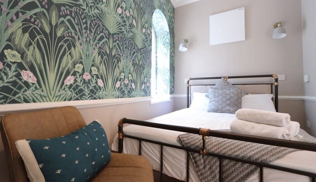 Alma Studios - Apartment 4 - Hopewell