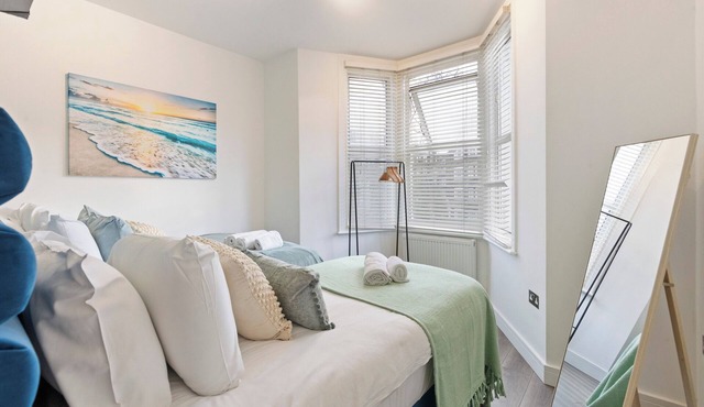 Apartment - Sleeps 11 - Hampstead Highstreet 5mins
