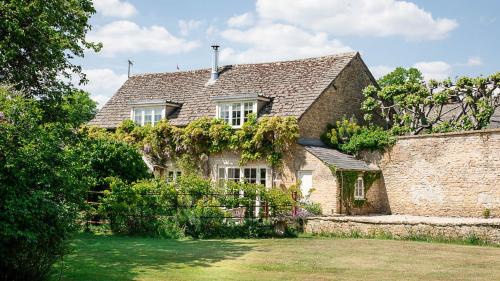 Apple Store Cottage