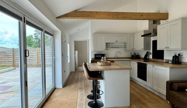 Apple Store- Countryside Apartment