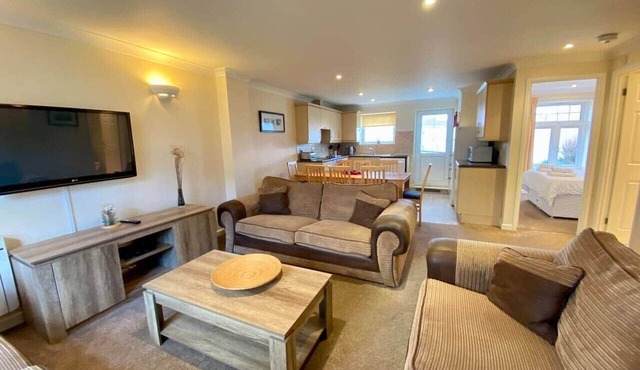 Atlantic 25 | Contemporary 4BR Holiday Pad Newquay