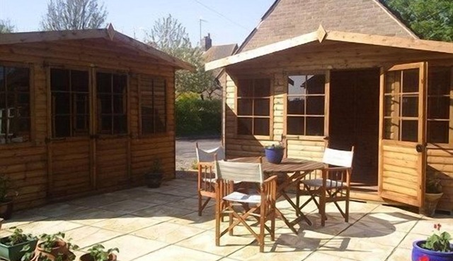 Avebury Life B&B