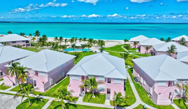 'Bahama Breeze' Luxury Beach Condo at the Bahama Beach Club