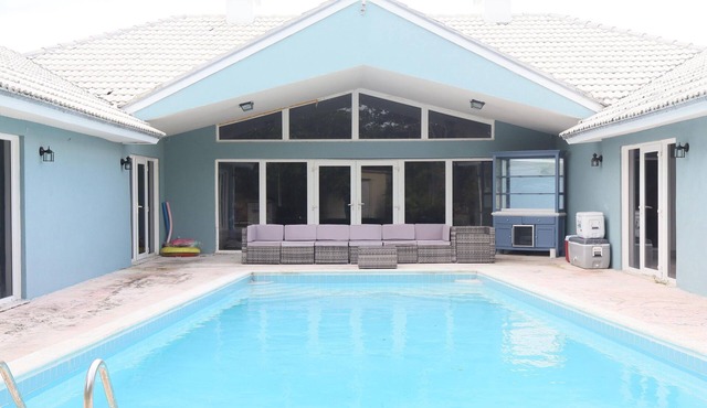 Bahamia Oasis w/Private pool - Relax in Freeport